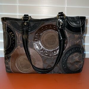 GUC - Coach Circle Patchwork East West Tote